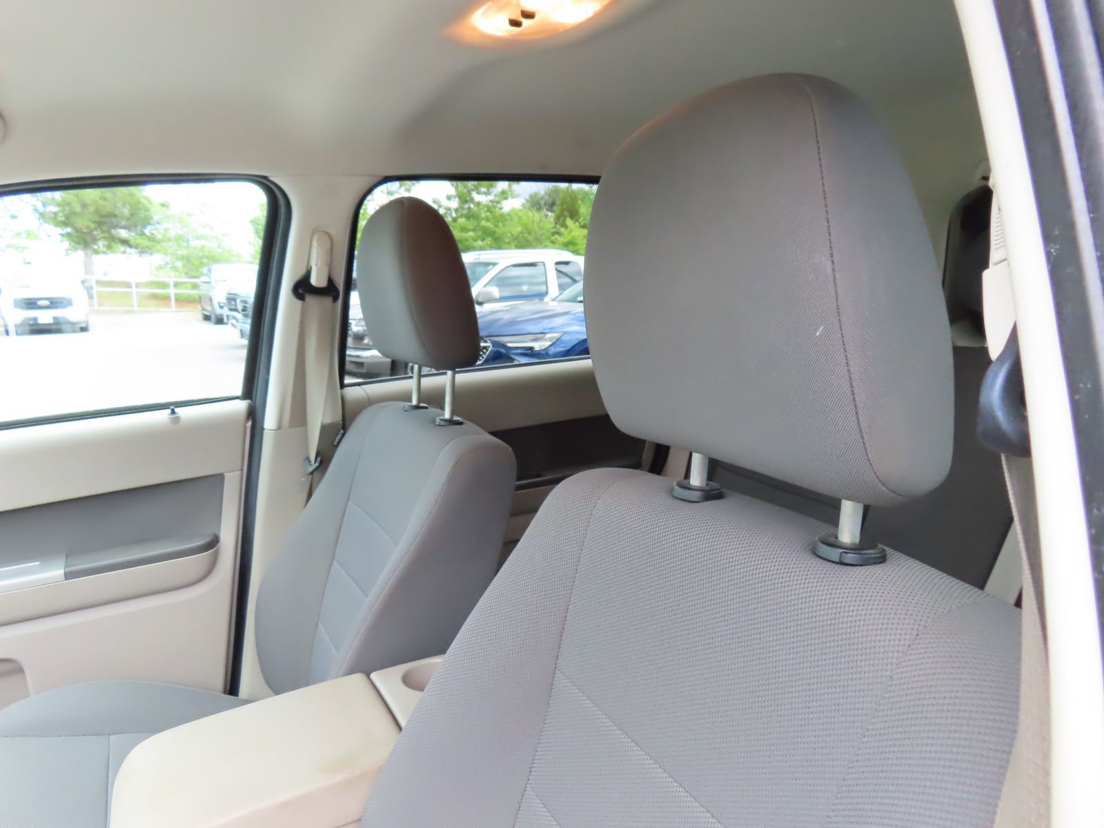 Used 2010 Ford Escape XLT FWD image 19