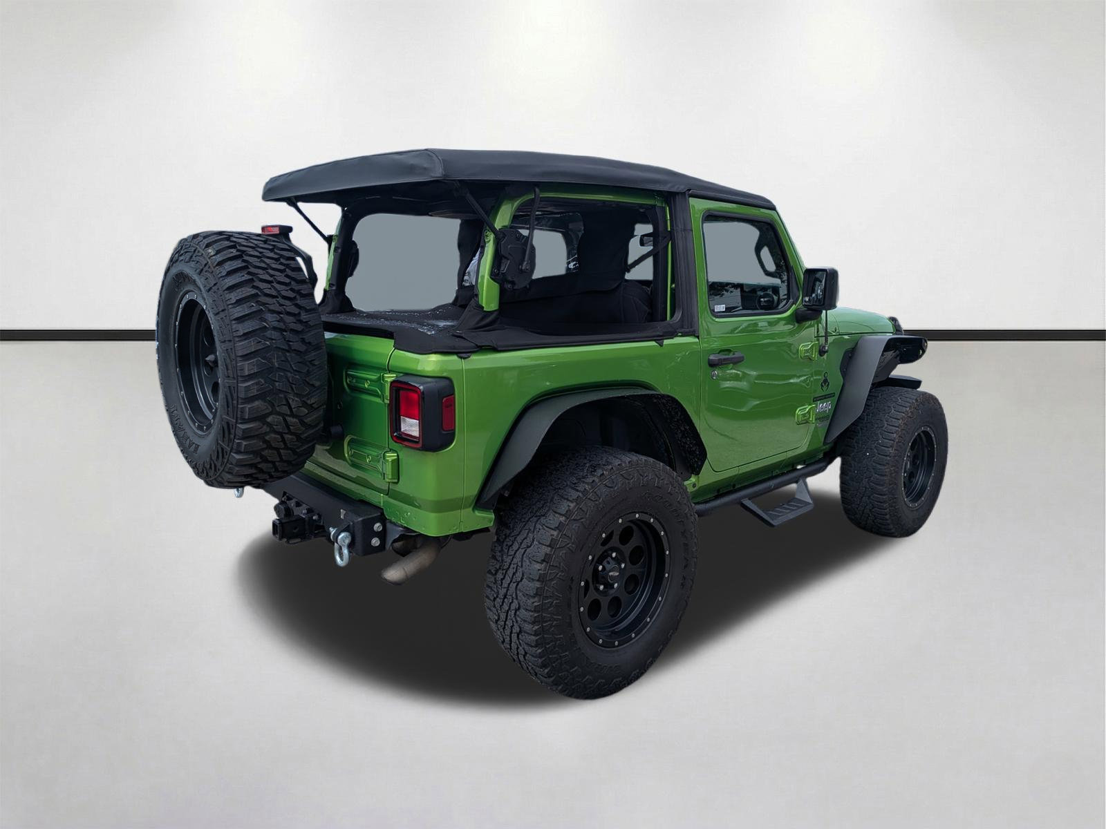 Used 2018 Jeep Wrangler Sport AWD/4WD image 3