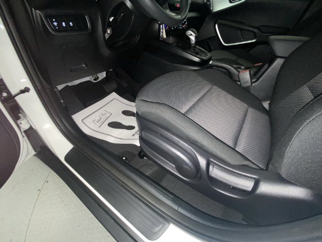 Used 2023 Kia Soul LX w/ Option Group 015 FWD image 12