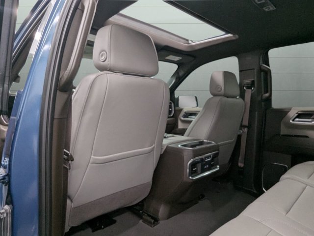 Used 2024 GMC Sierra 1500 SLT w/ SLT Premium Plus Package AWD/4WD image 26