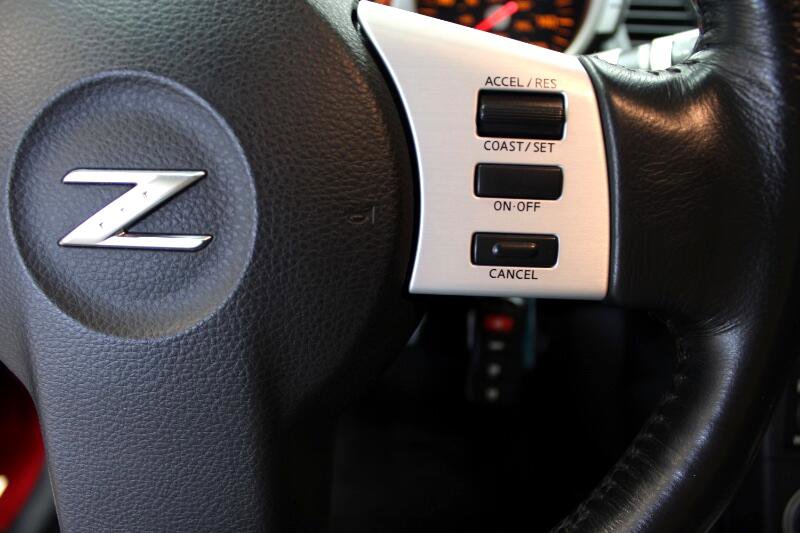 Used 2004 Nissan 350Z Touring w/ Cargo Convenience Pkg image 16