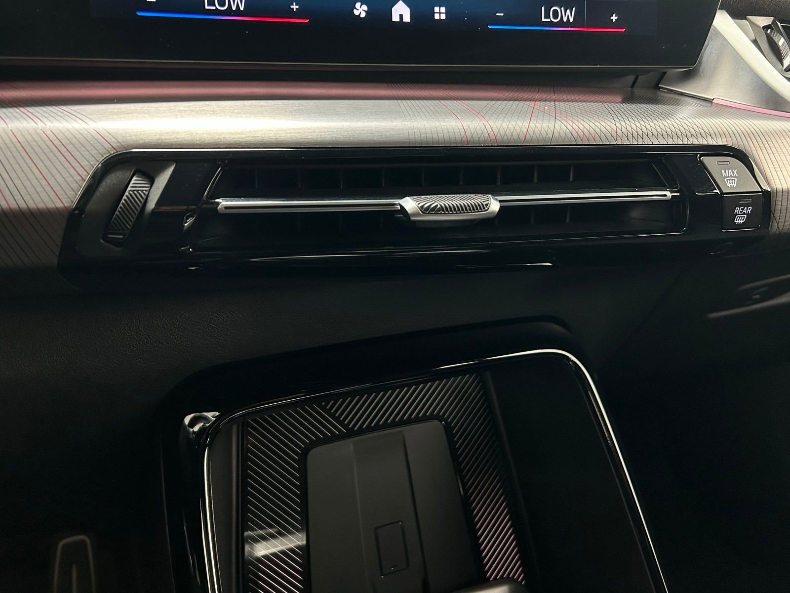 Used 2024 BMW X2 M35i image 18