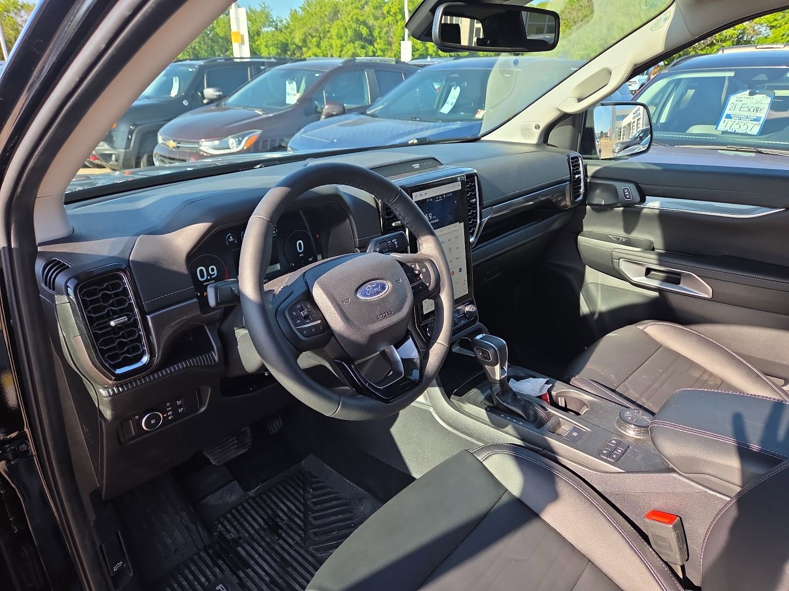 Used 2025 Ford Ranger Lariat w/ Chrome Accent Package AWD/4WD image 10