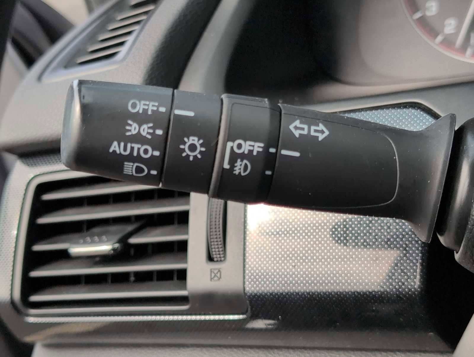 Used 2014 Honda Accord Sport image 25