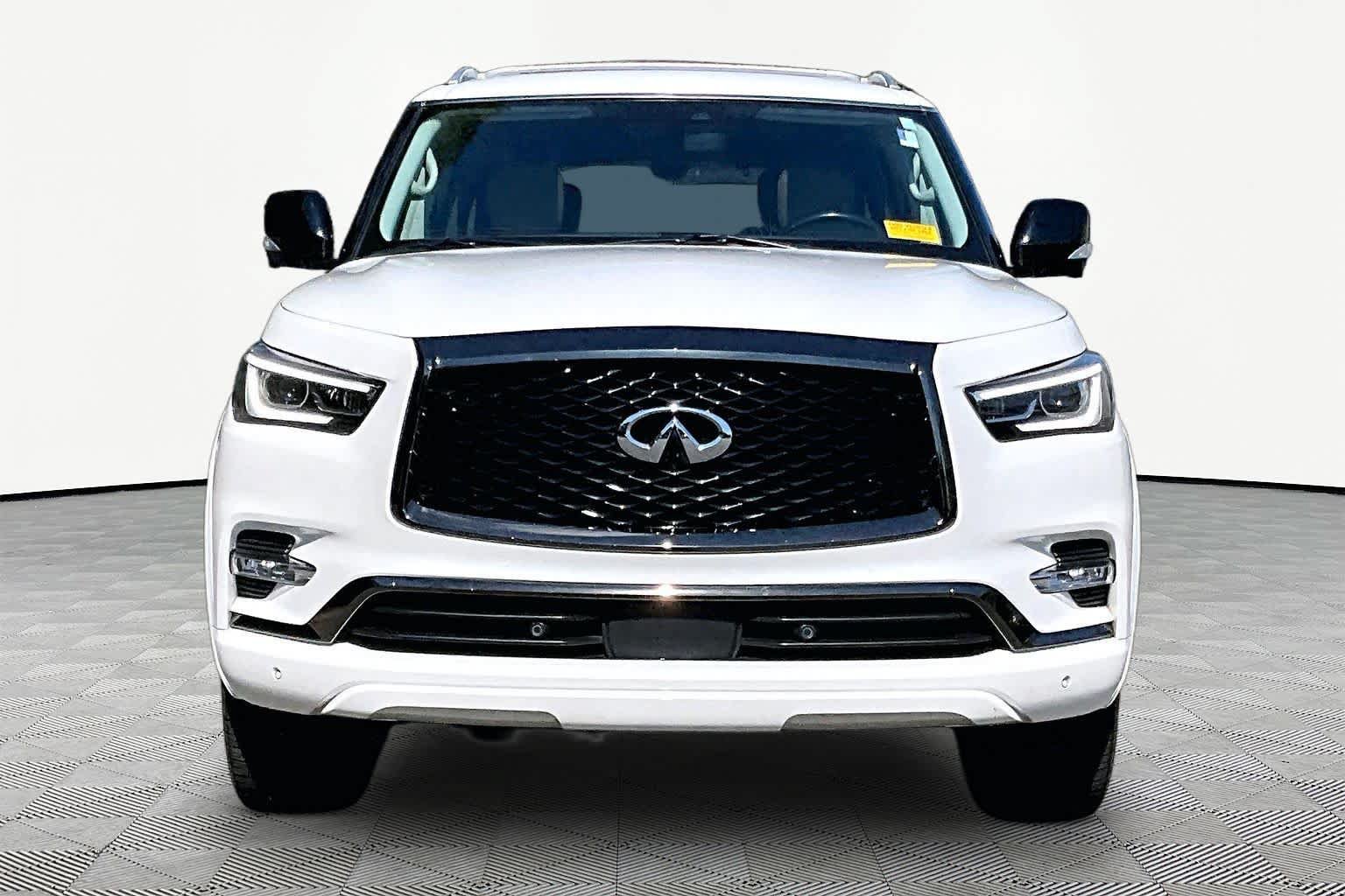 Used 2021 INFINITI QX80 Premium Select w/ Cargo Package AWD/4WD image 4