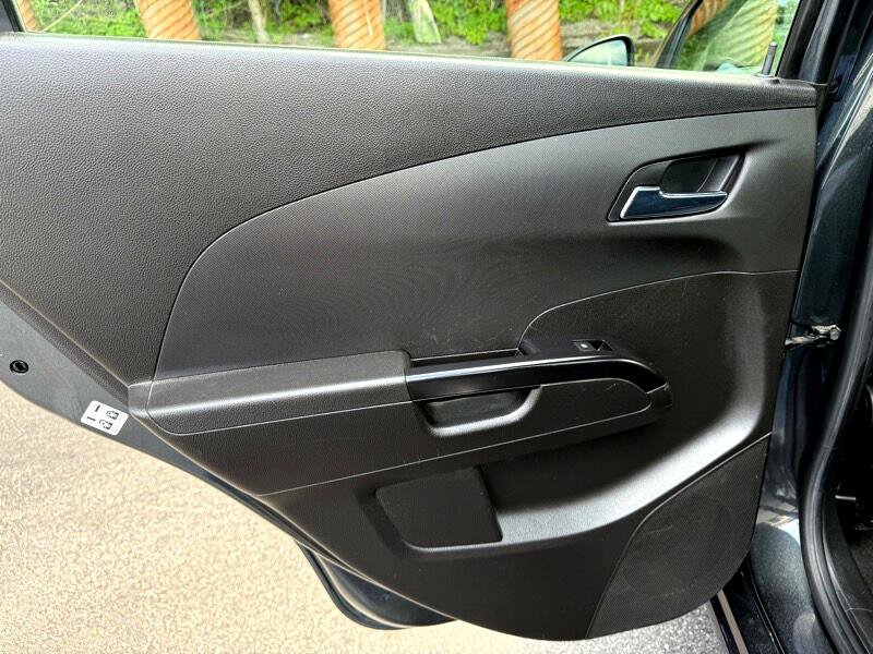 Used 2020 Chevrolet Sonic LT image 26