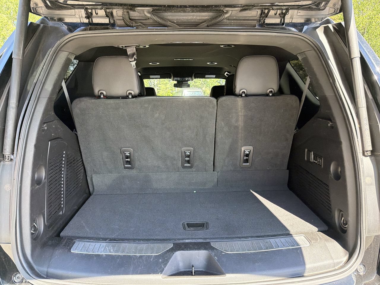Used 2023 GMC Yukon Denali AWD/4WD image 22
