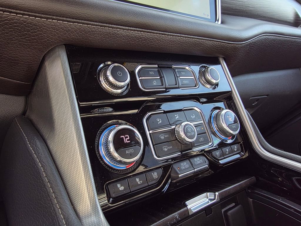 Used 2022 GMC Yukon Denali image 18