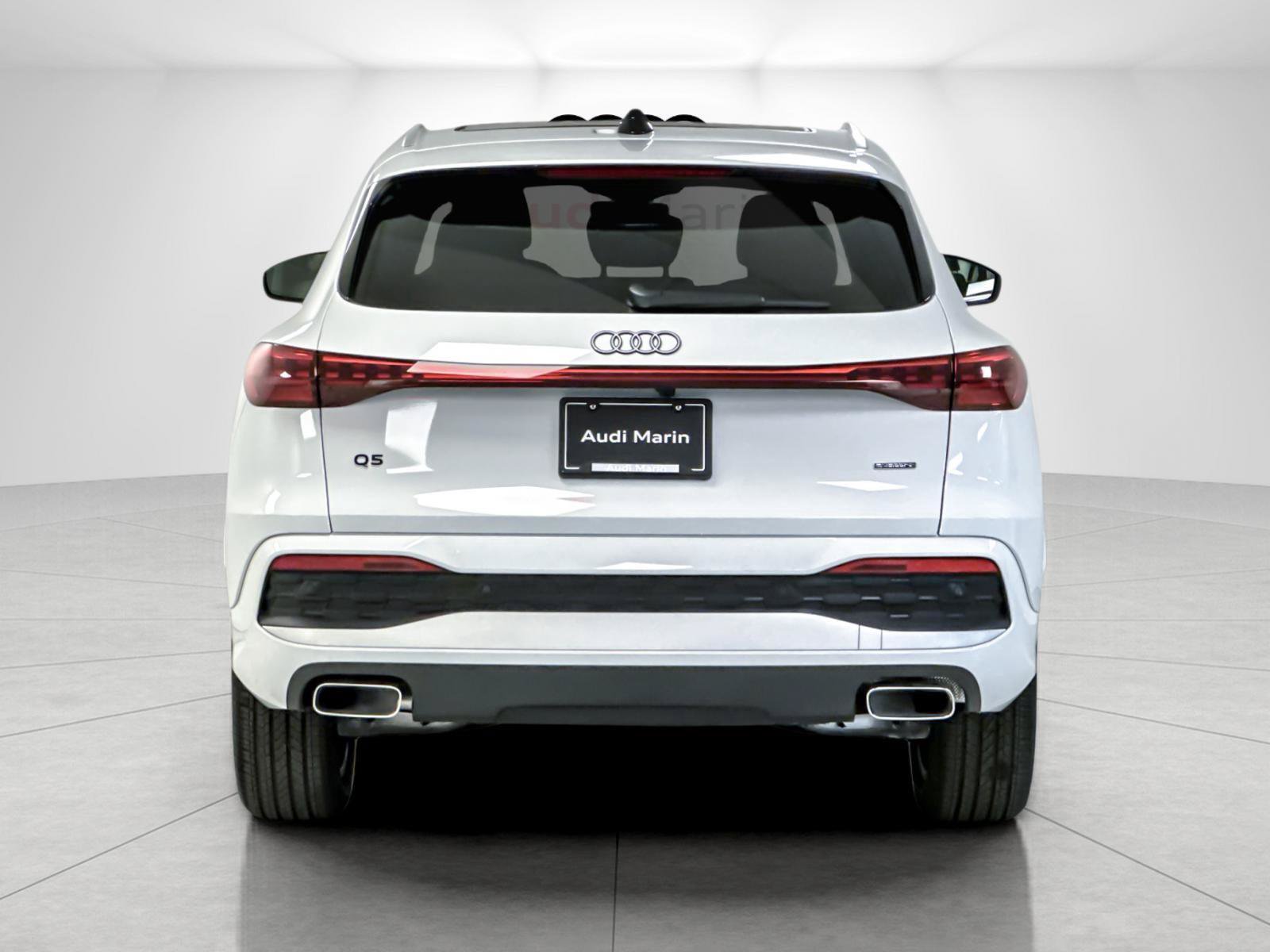 Certified 2025 Audi Q5 Premium AWD/4WD image 4