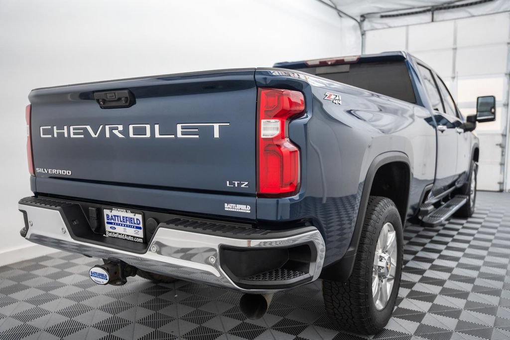 Used 2021 Chevrolet Silverado 3500 LTZ w/ LTZ Premium Package AWD/4WD image 5