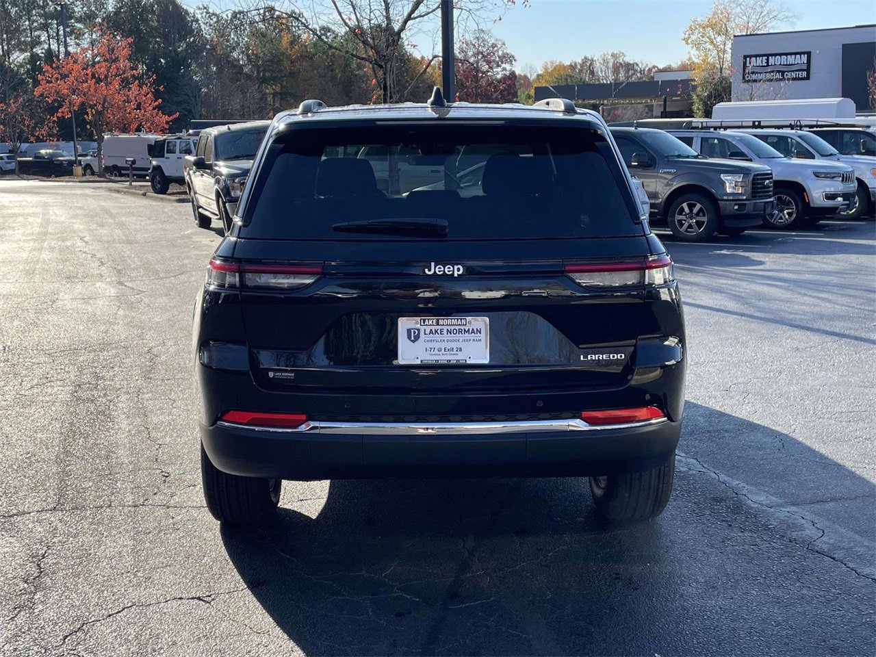 New 2025 Jeep Grand Cherokee Laredo X image 8