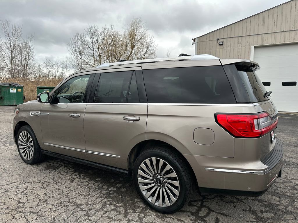 Used 2019 Lincoln Navigator Reserve w/ Cargo Package image 17