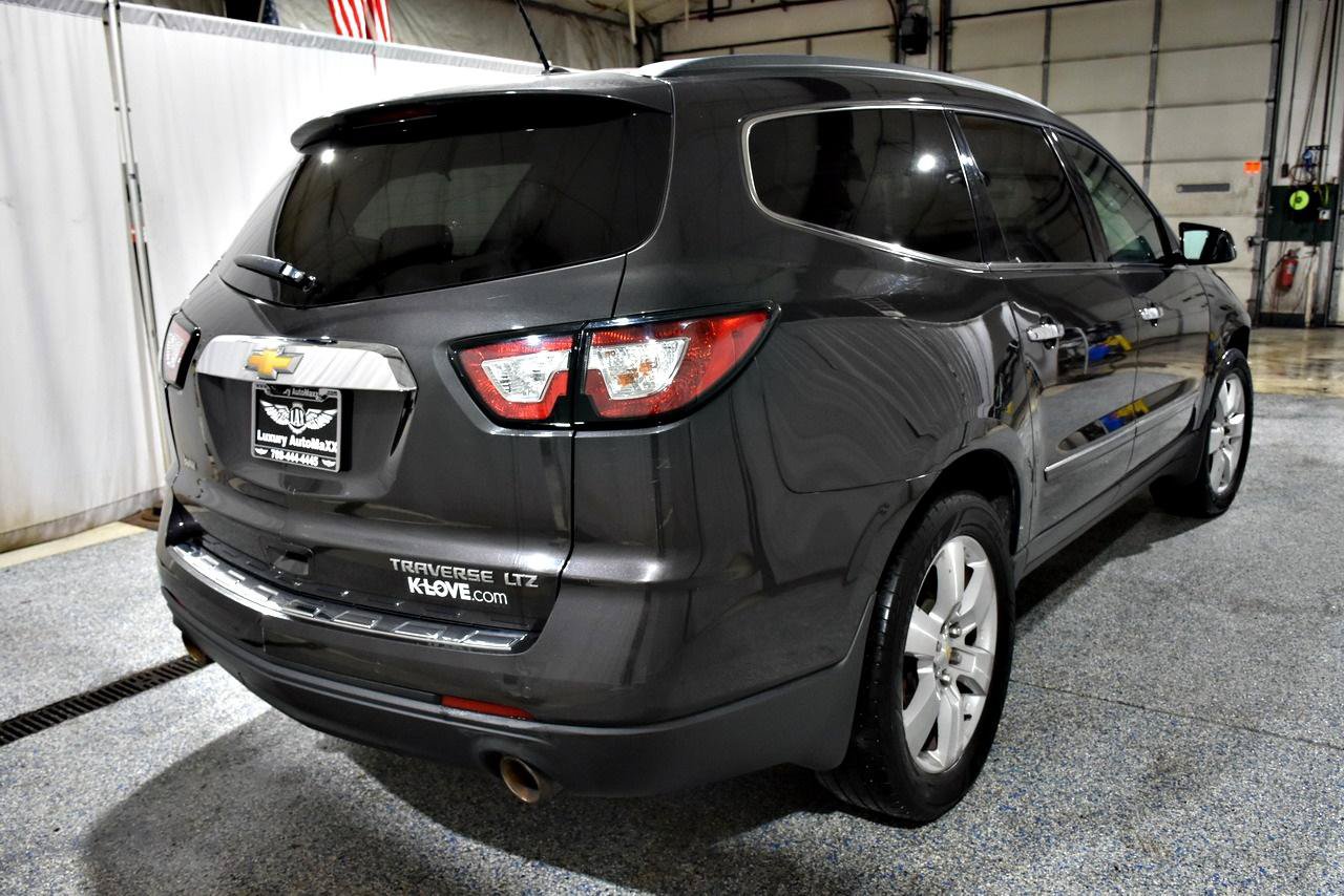 Used 2014 Chevrolet Traverse LTZ FWD image 6