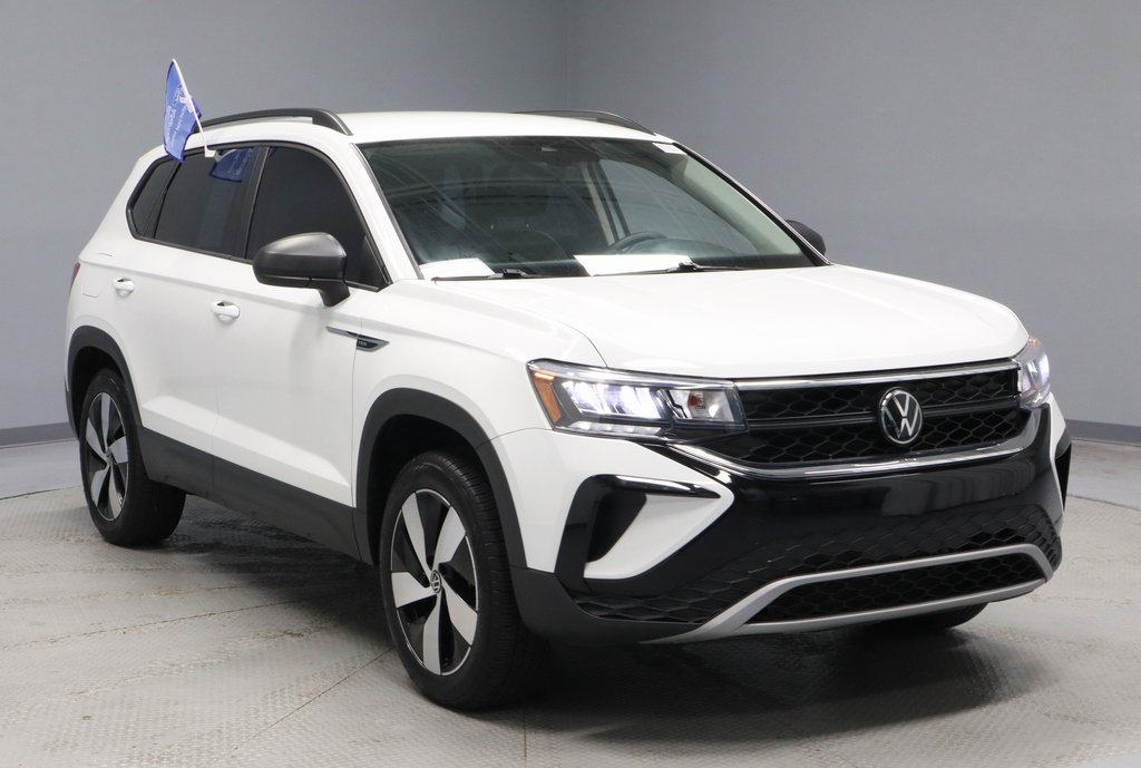 Used 2024 Volkswagen Taos S image 1