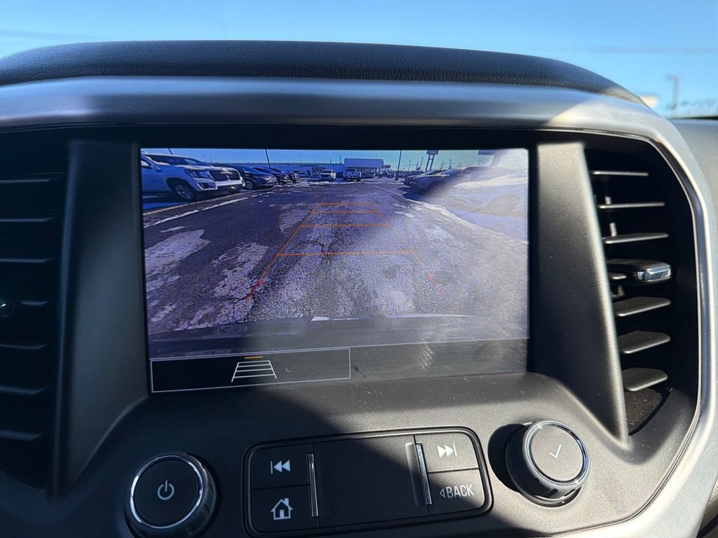 Used 2023 GMC Acadia SLE w/ Driver Convenience Package image 22