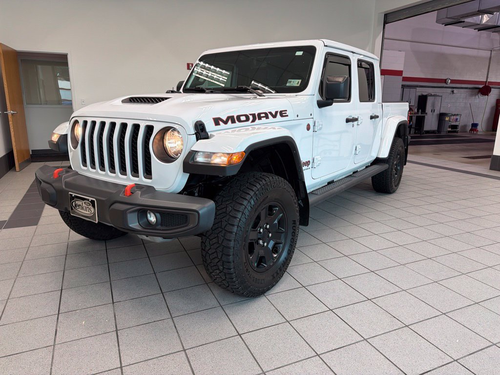 Used 2023 Jeep Gladiator Mojave w/ Trailer Tow Package AWD/4WD image 3