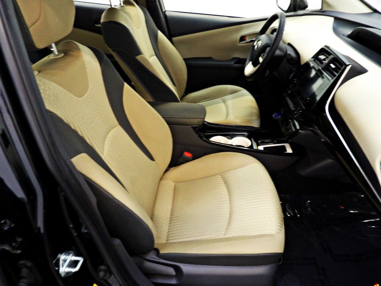 Used 2016 Toyota Prius Three w/ Protection Package FWD image 14