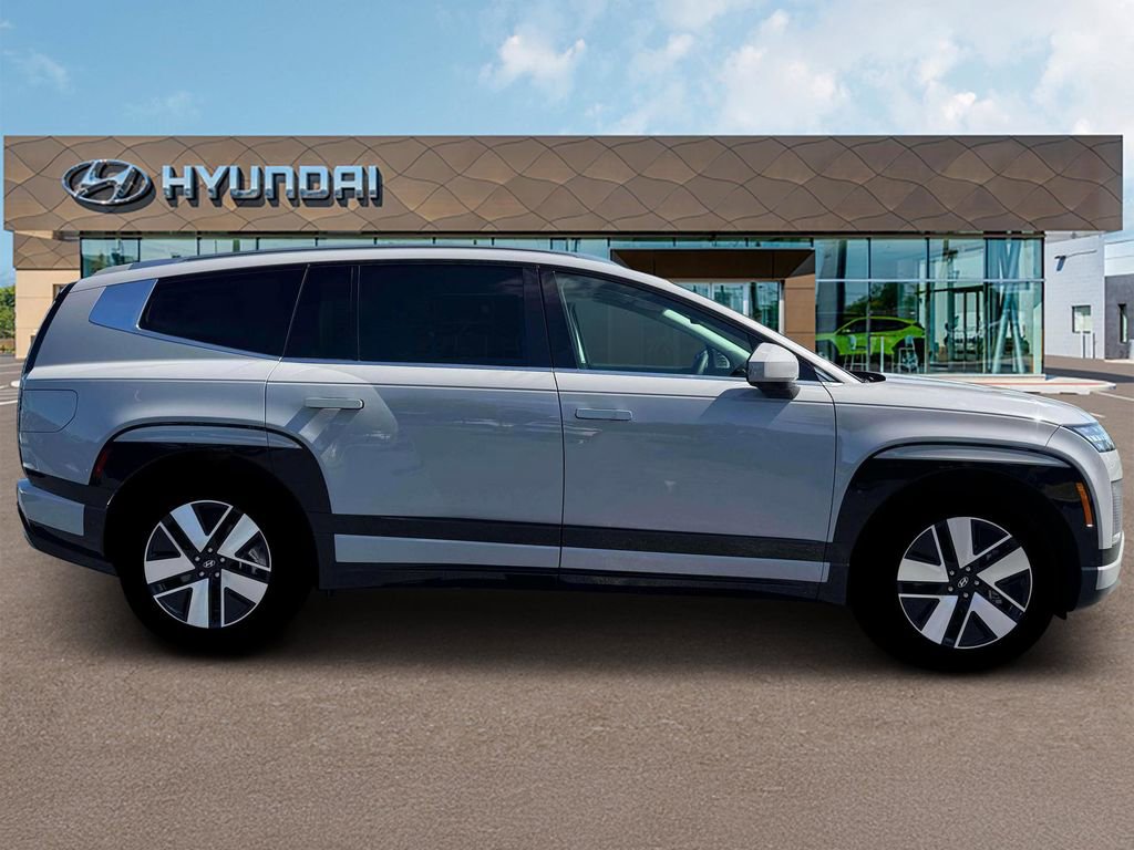 New 2026 Hyundai Ioniq 9 SEL w/ Tow & Go Package image 9