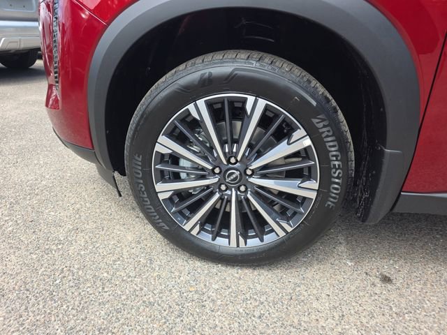 New 2026 Nissan Pathfinder Platinum AWD/4WD image 10
