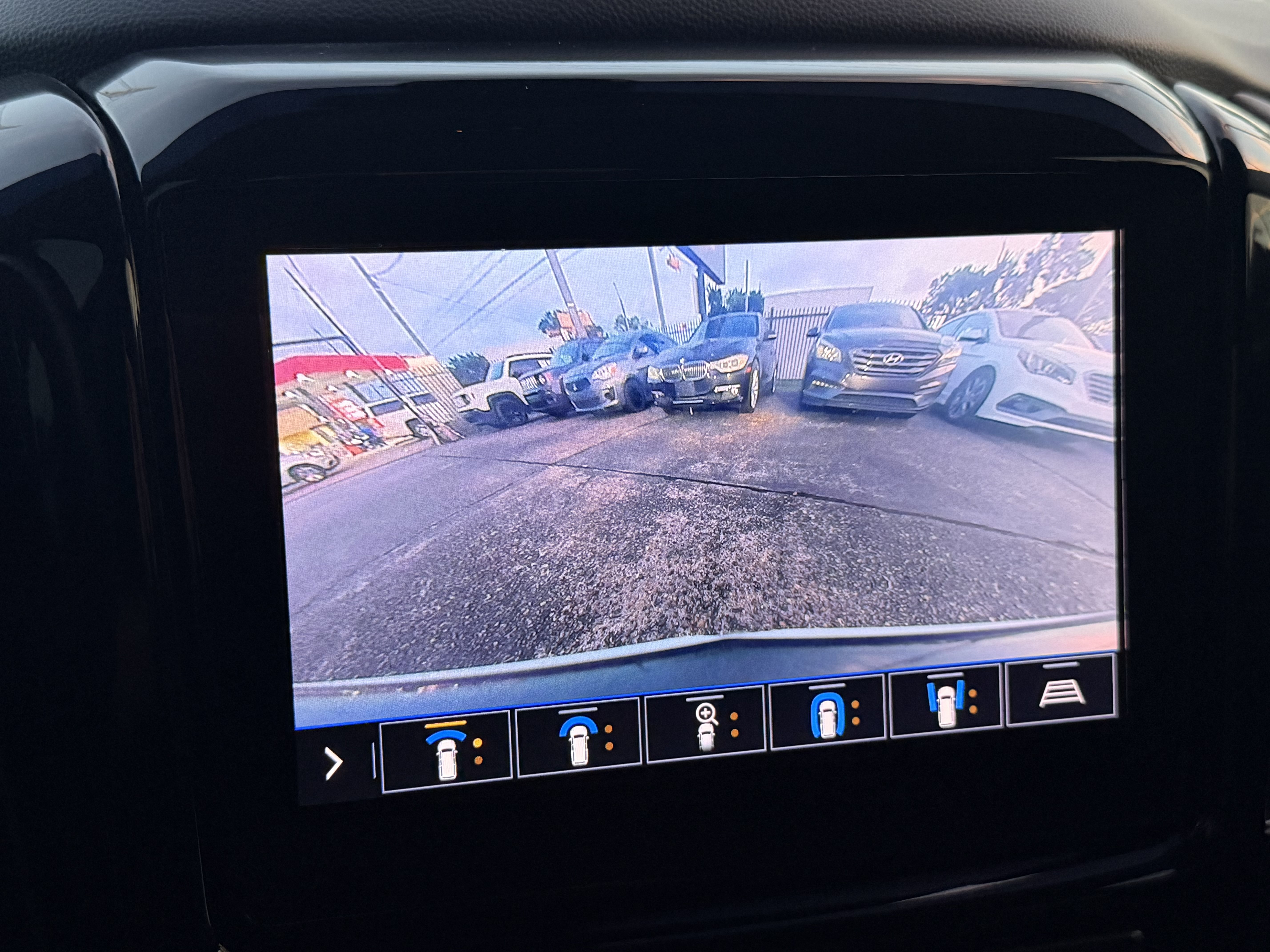 Used 2021 Chevrolet Traverse RS FWD image 38