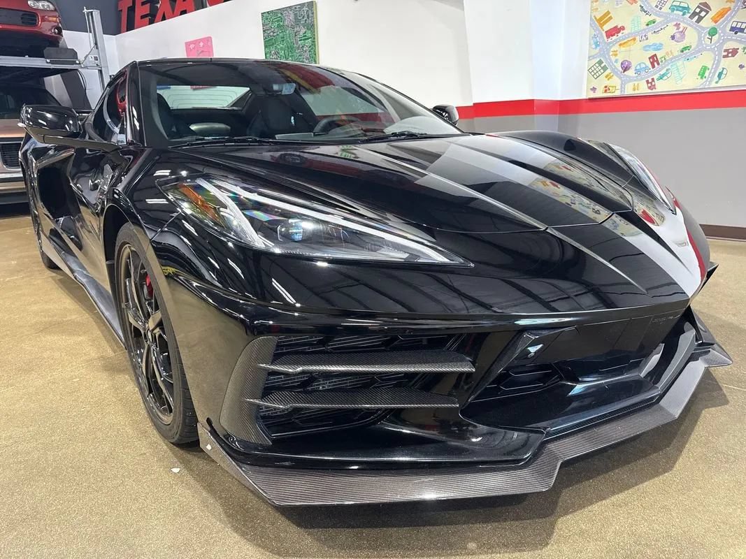 Used 2022 Chevrolet Corvette Stingray Premium Conv w/ Z51 Performance Package RWD image 45