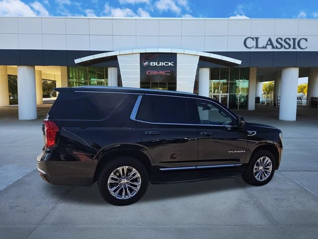Used 2024 GMC Yukon SLT w/ SLT Premium Package AWD/4WD image 8