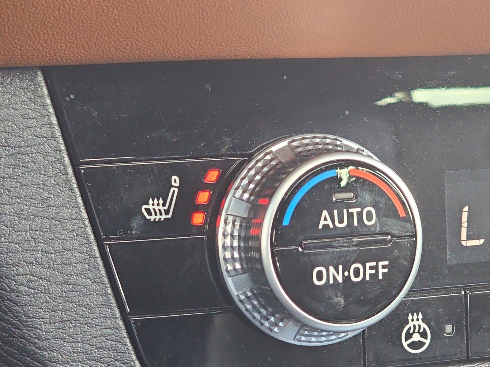 Used 2022 Mitsubishi Outlander SEL FWD image 25