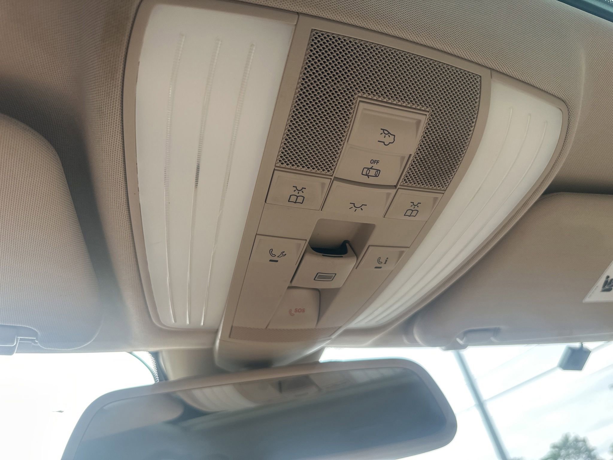 Used 2014 Mercedes-Benz E 350 Sedan image 29