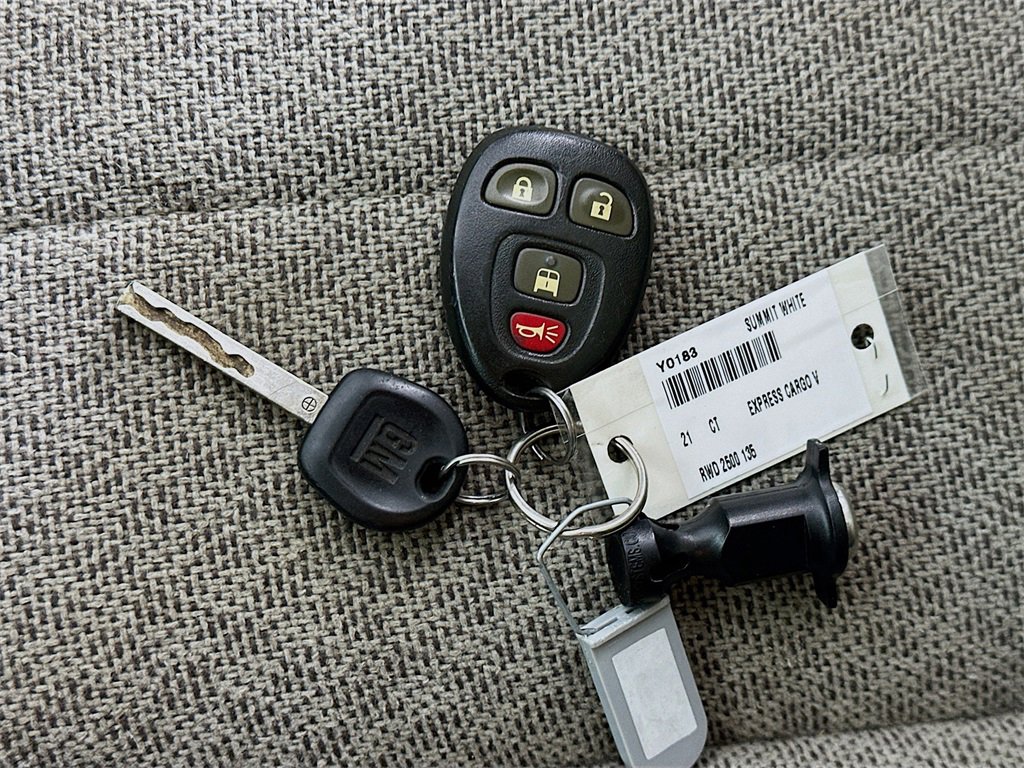 Used 2021 Chevrolet Express 2500 Work Van w/ Driver Convenience Package image 34