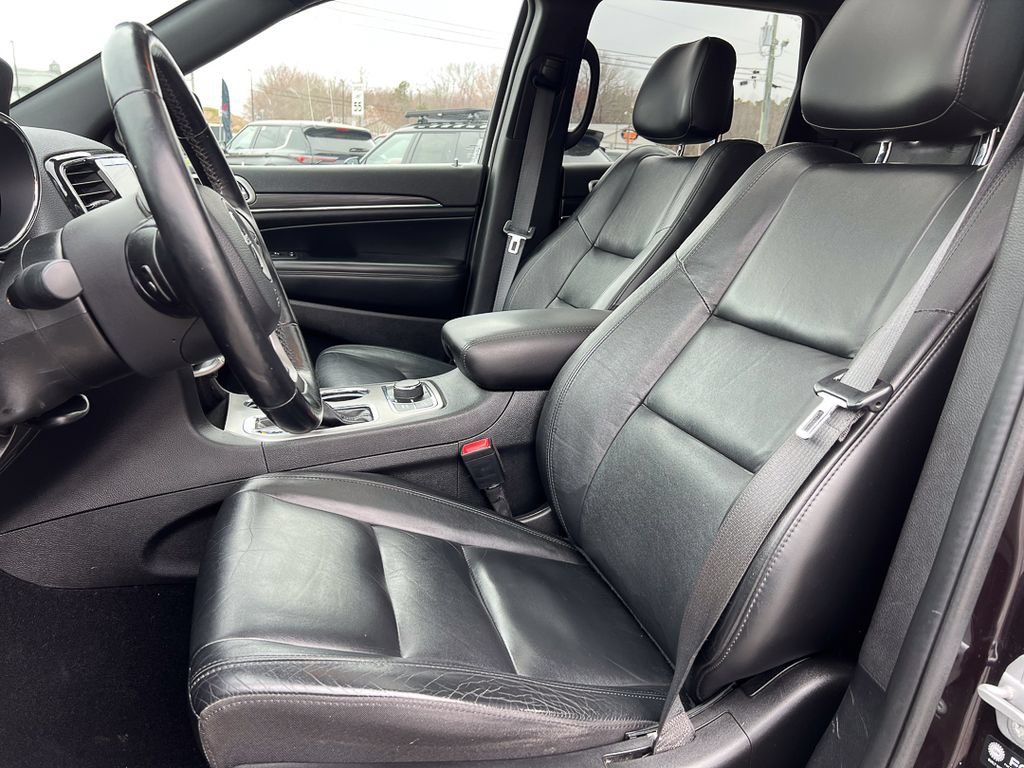 Used 2021 Jeep Grand Cherokee Limited AWD/4WD image 16