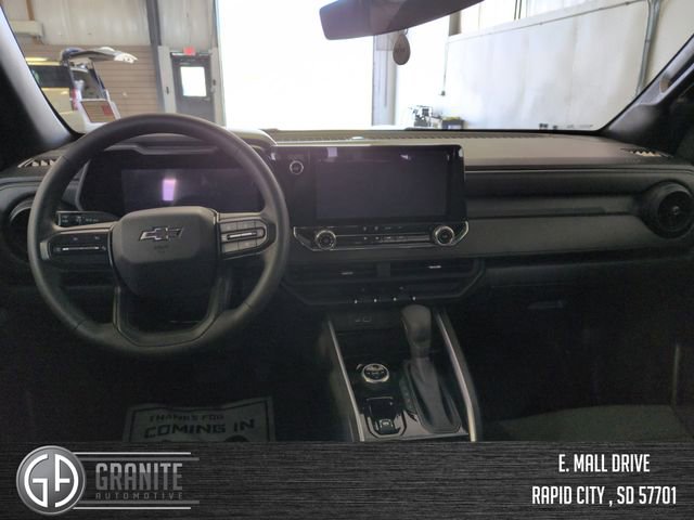 Used 2024 Chevrolet Colorado Trail Boss w/ LPO, Dark Essentials Package AWD/4WD image 12