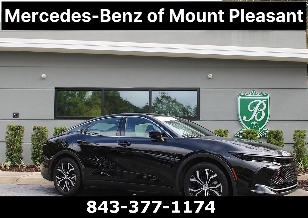 Used 2023 Toyota Crown Limited