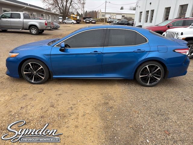 Used 2020 Toyota Camry XSE image 6