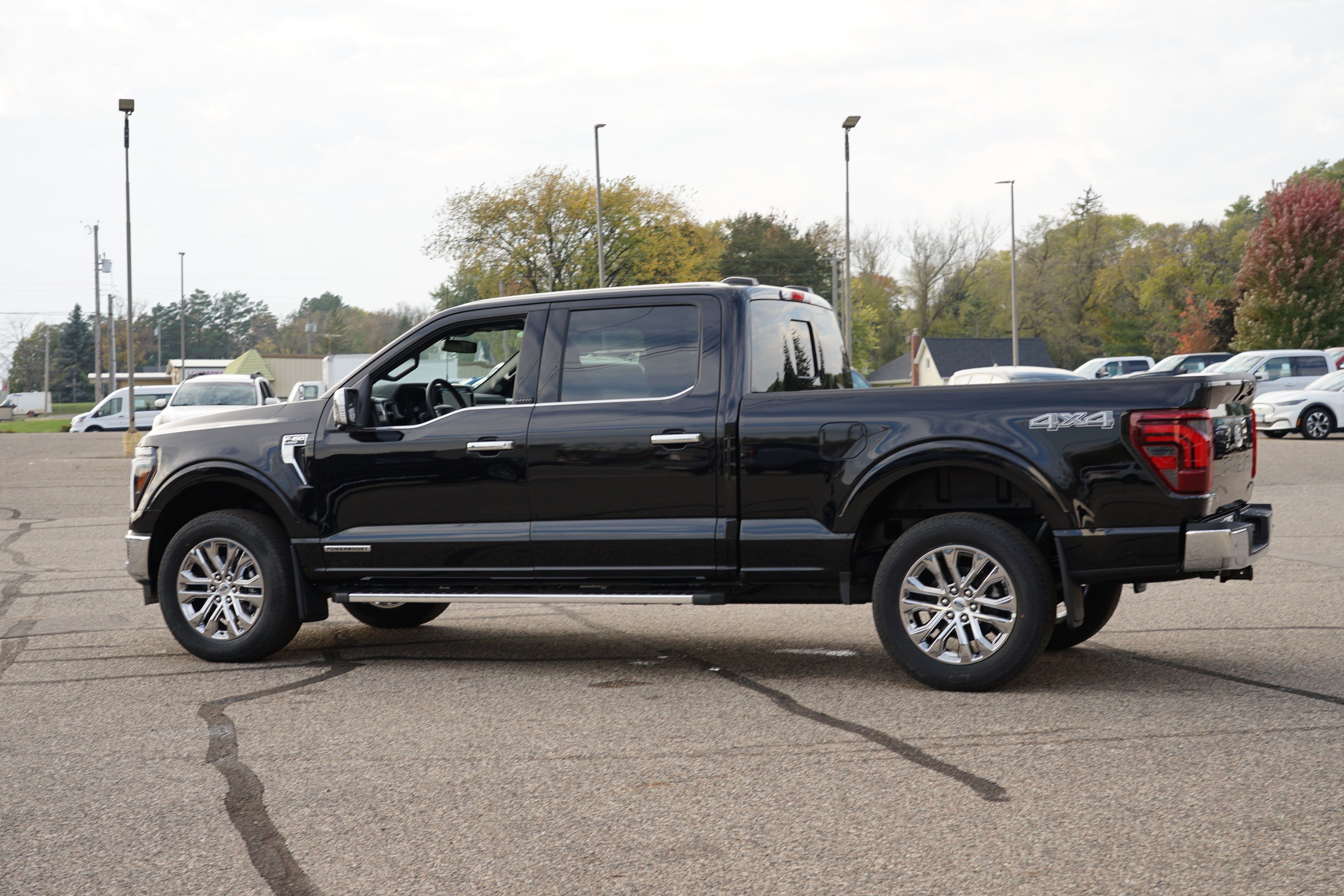New 2025 Ford F150 Lariat w/ Equipment Group 502A High image 6