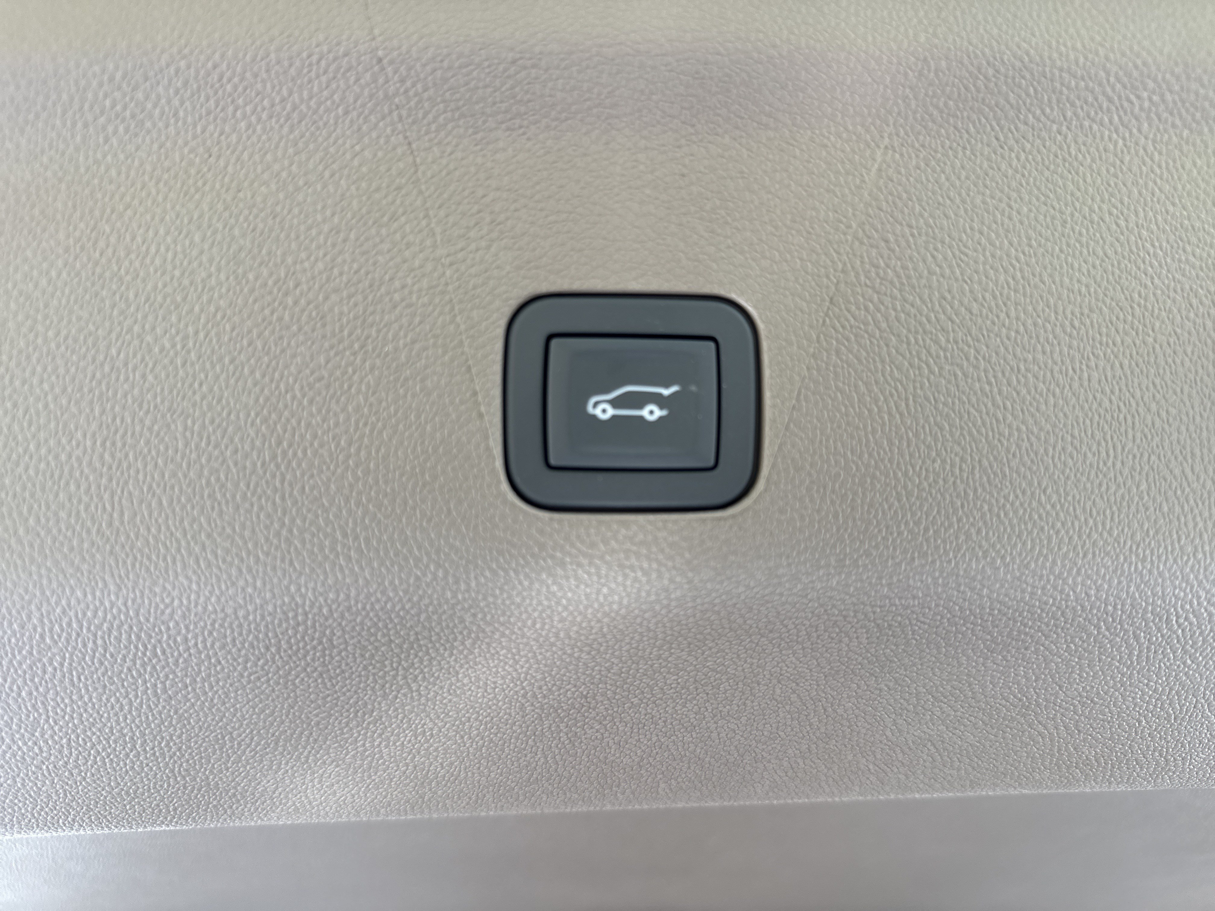 New 2026 GMC Yukon XL Denali w/ Denali Reserve Package RWD image 41
