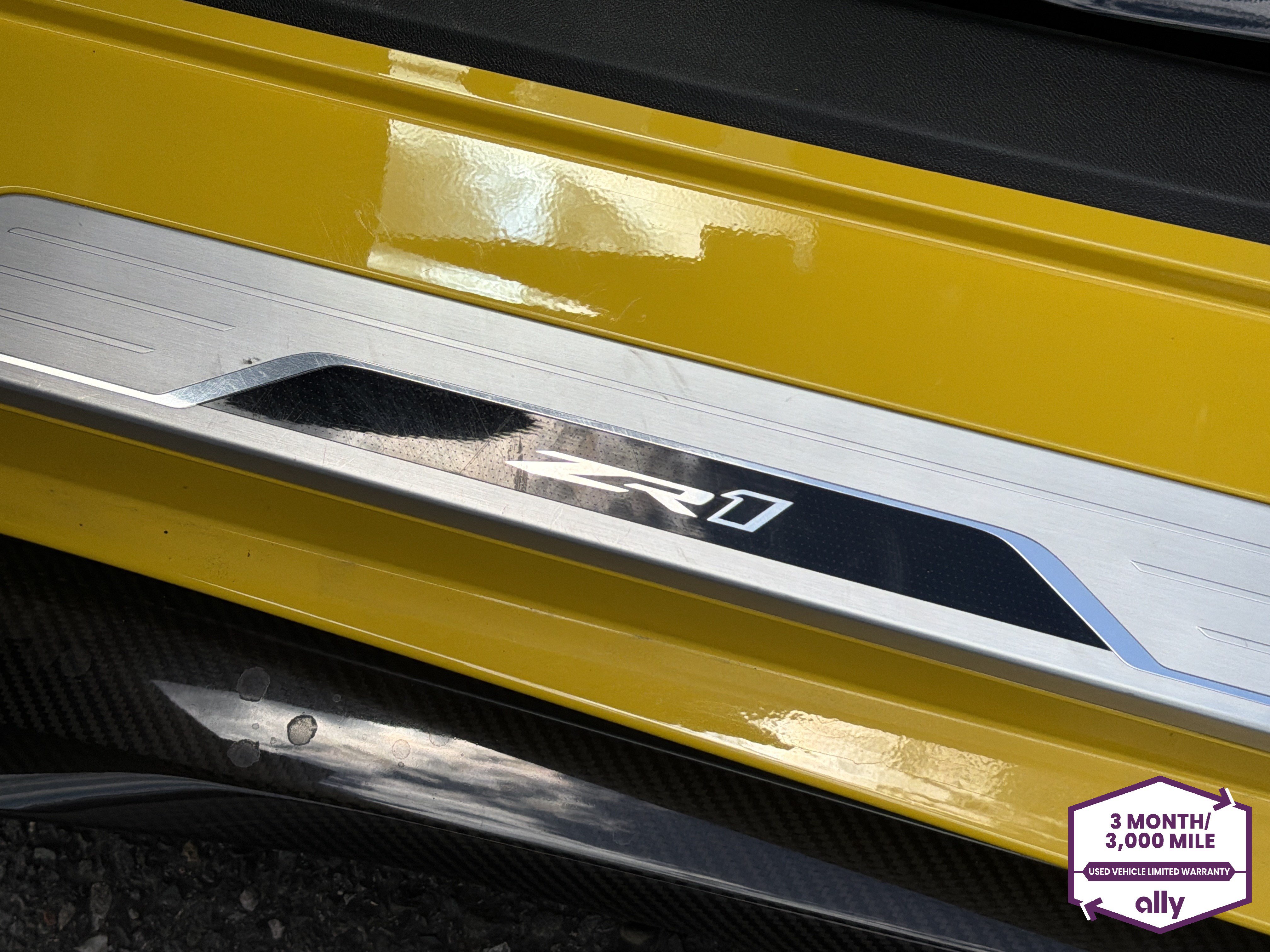 Used 2025 Chevrolet Corvette ZR1 w/ Stealth Interior Trim Package RWD image 10