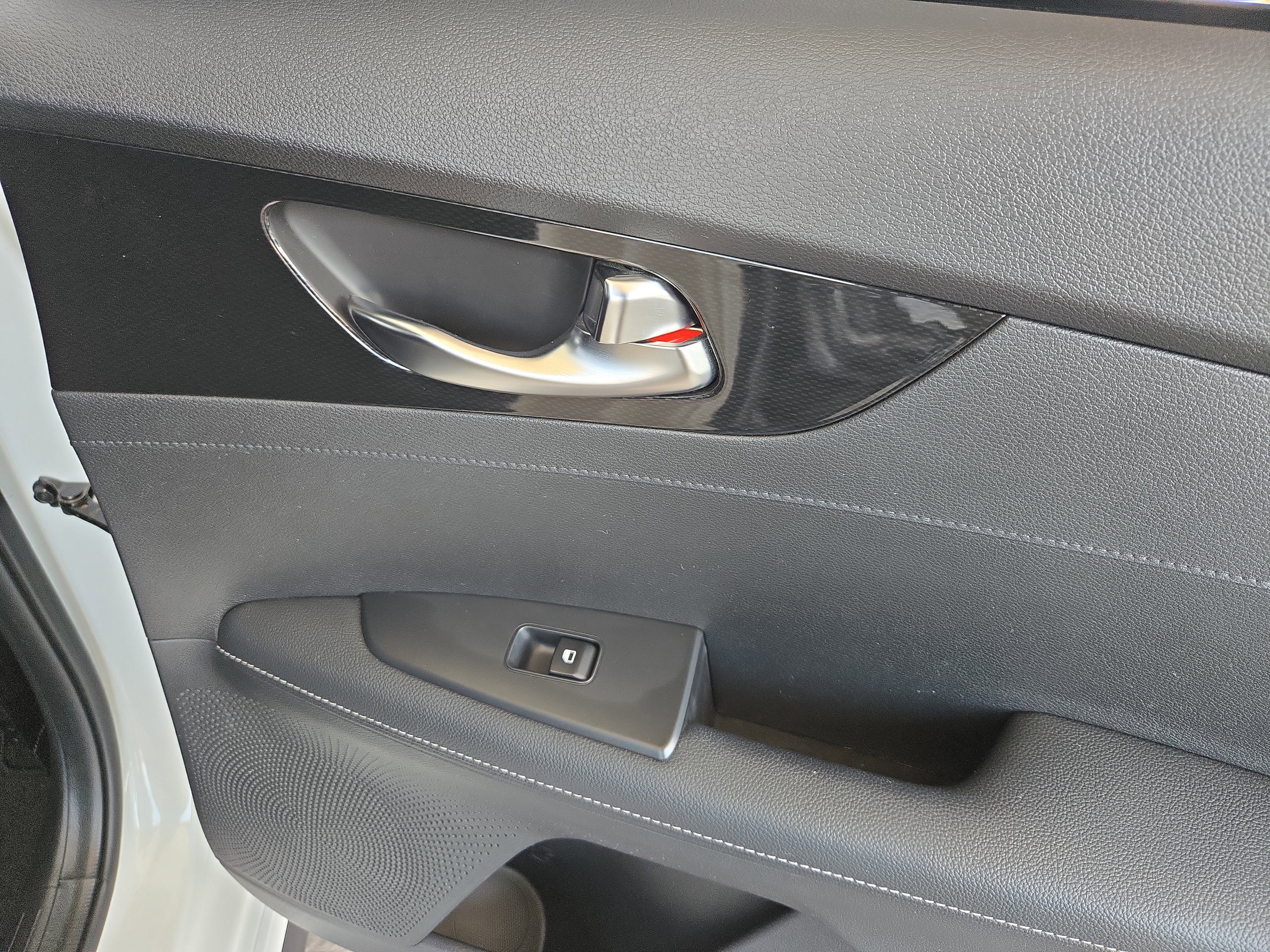 Used 2021 Kia Forte GT-Line w/ GT-Line Premium Package image 28