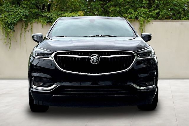 Used 2019 Buick Enclave Essence AWD/4WD image 2