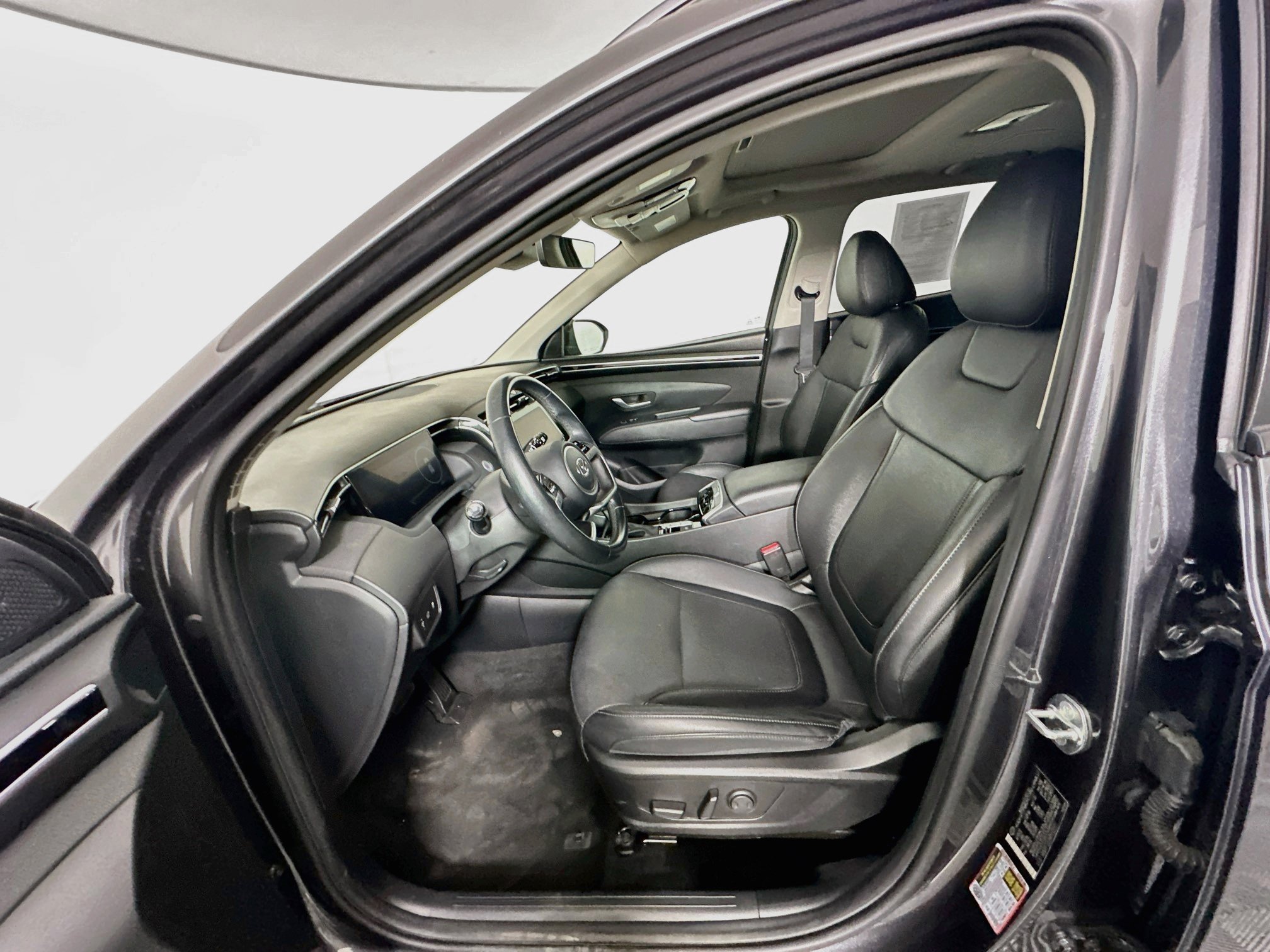 Used 2024 Hyundai Tucson SEL w/ Convenience Package FWD image 13