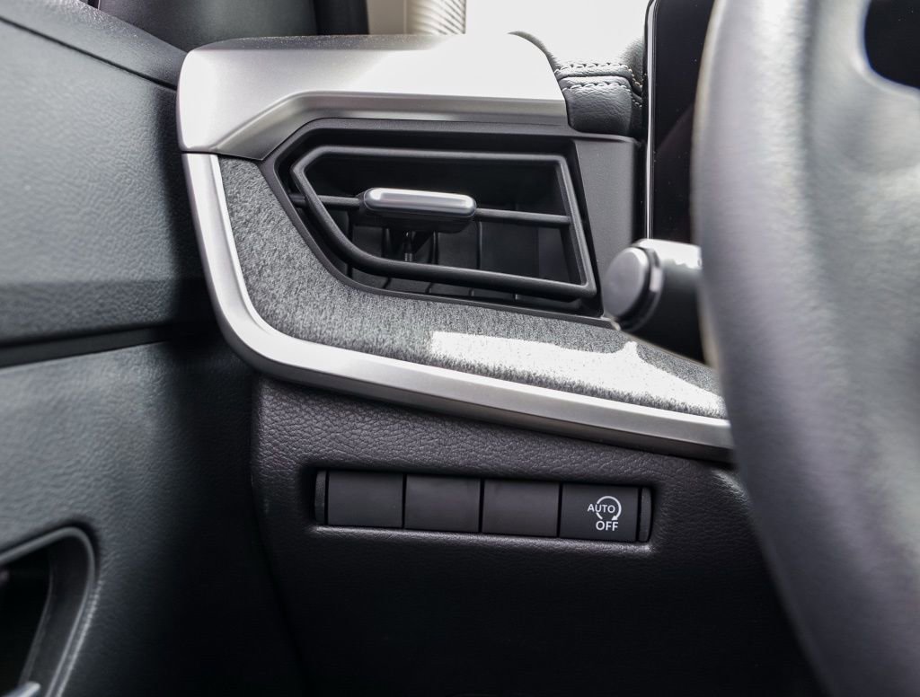 New 2026 Nissan Kicks SV FWD image 31