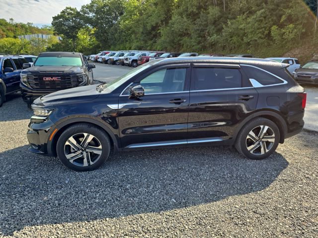 Used 2022 Kia Sorento SX Prestige w/ Panoramic Sunroof Package image 2