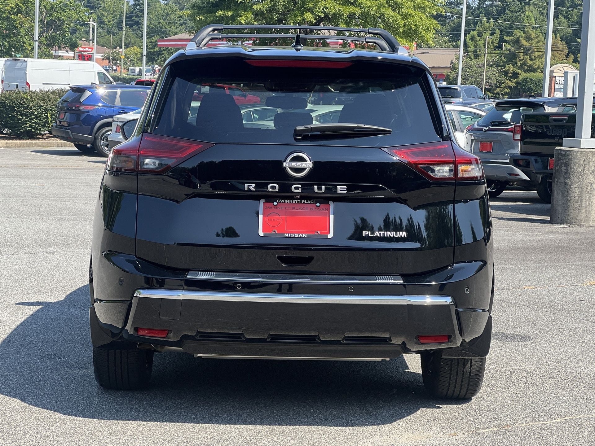 Certified 2025 Nissan Rogue Platinum FWD image 27