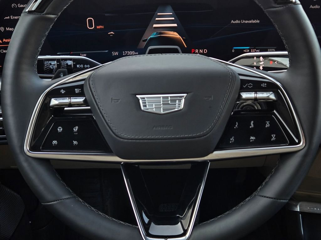 Certified 2024 Cadillac Lyriq Luxury w/ Nappa Leather Package image 17