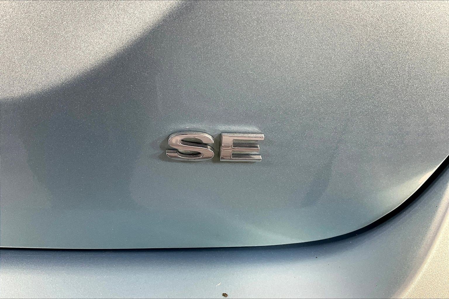 Used 2012 Ford Focus SE FWD image 22