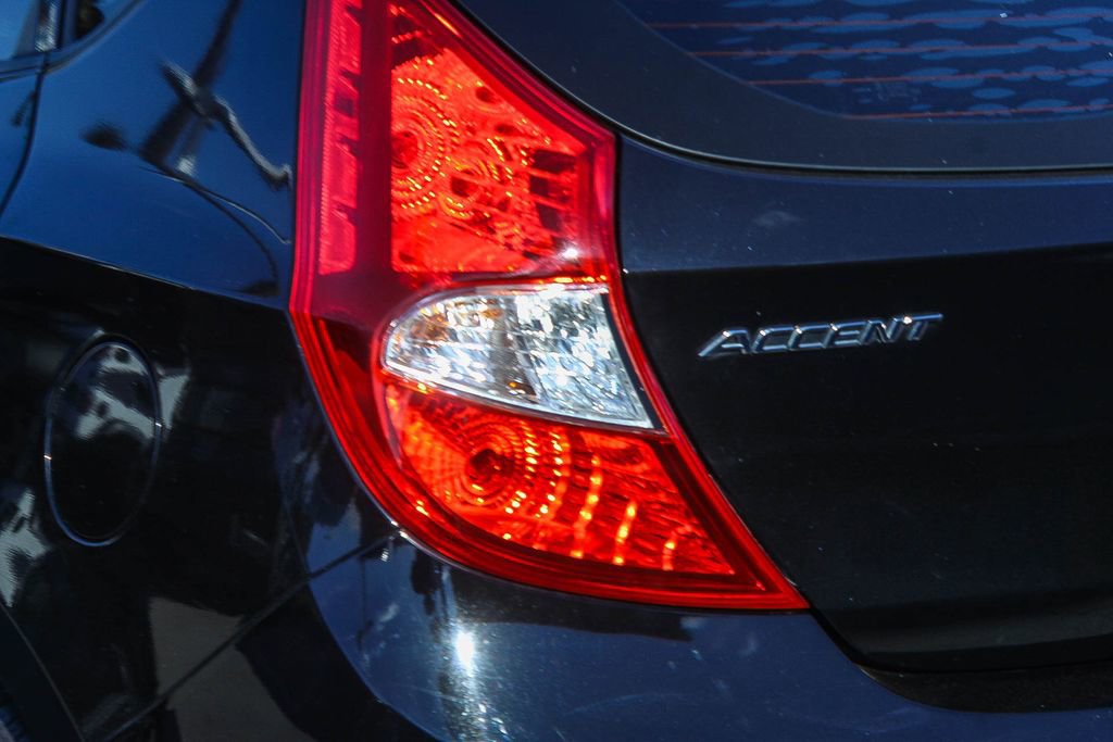 Used 2016 Hyundai Accent SE image 7