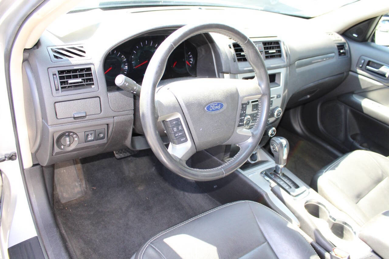 Used 2012 Ford Fusion SEL image 13