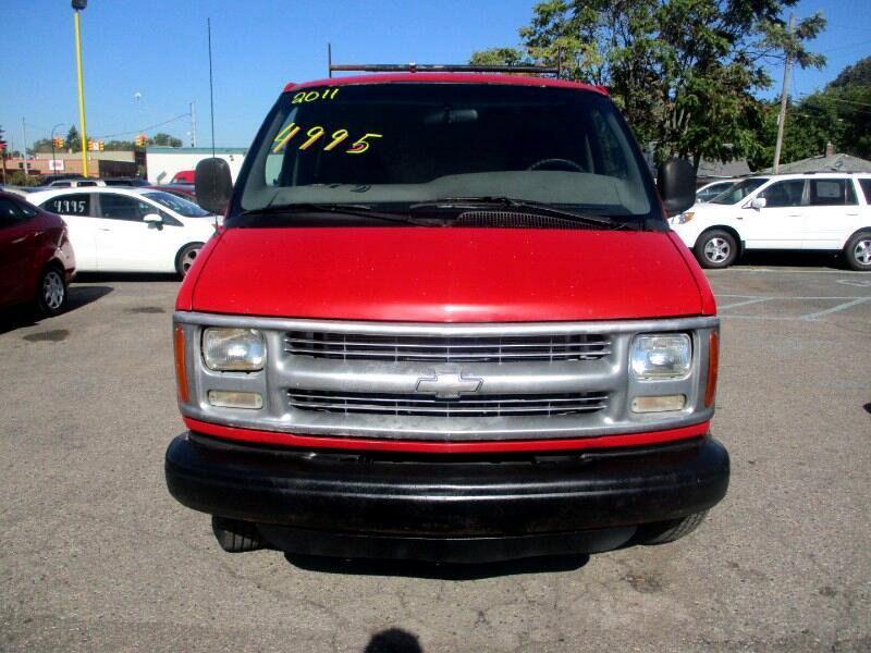 Used 2001 Chevrolet Express 3500 w/ Preferred Equipment Group 2 image 3