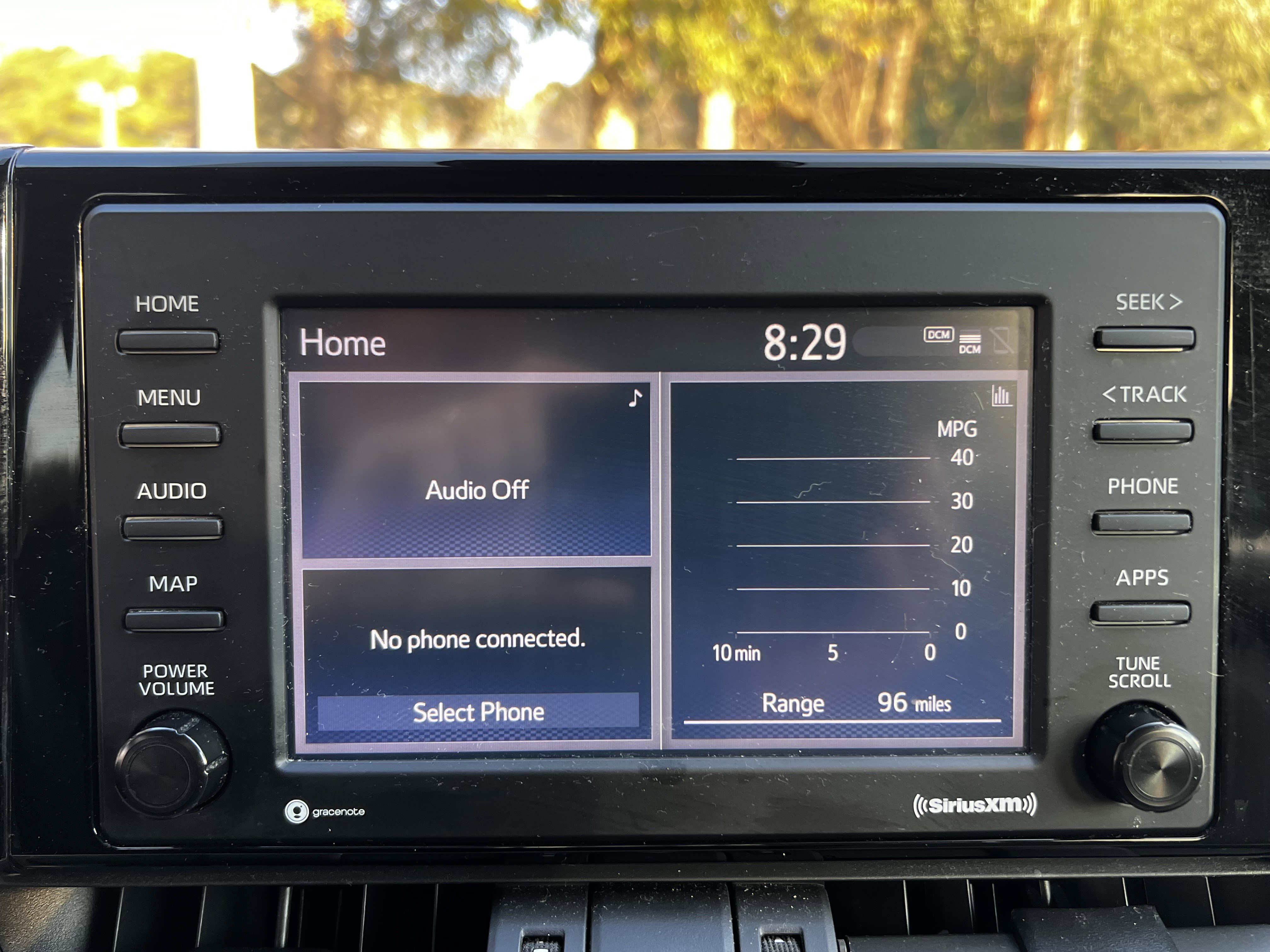 Used 2020 Toyota RAV4 XLE Premium image 23