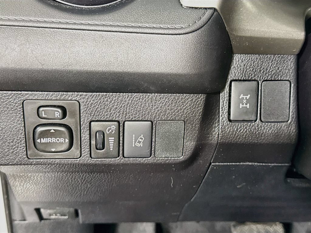 Used 2017 Toyota RAV4 LE w/ All Weather Liner Package AWD/4WD image 19