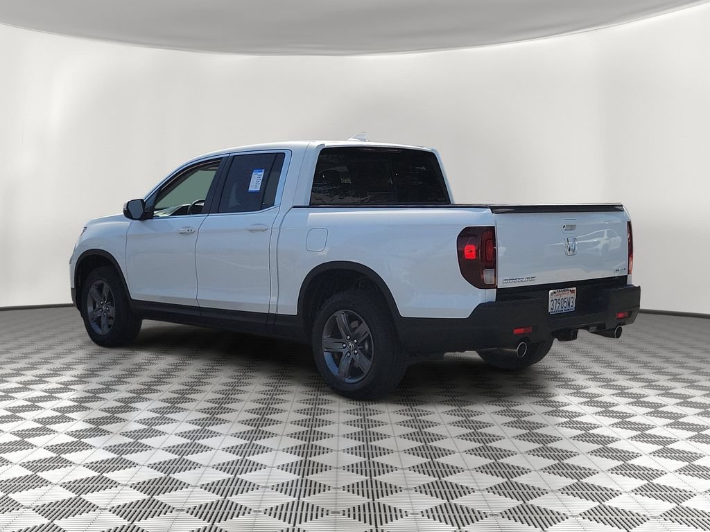 Certified 2023 Honda Ridgeline RTL image 4